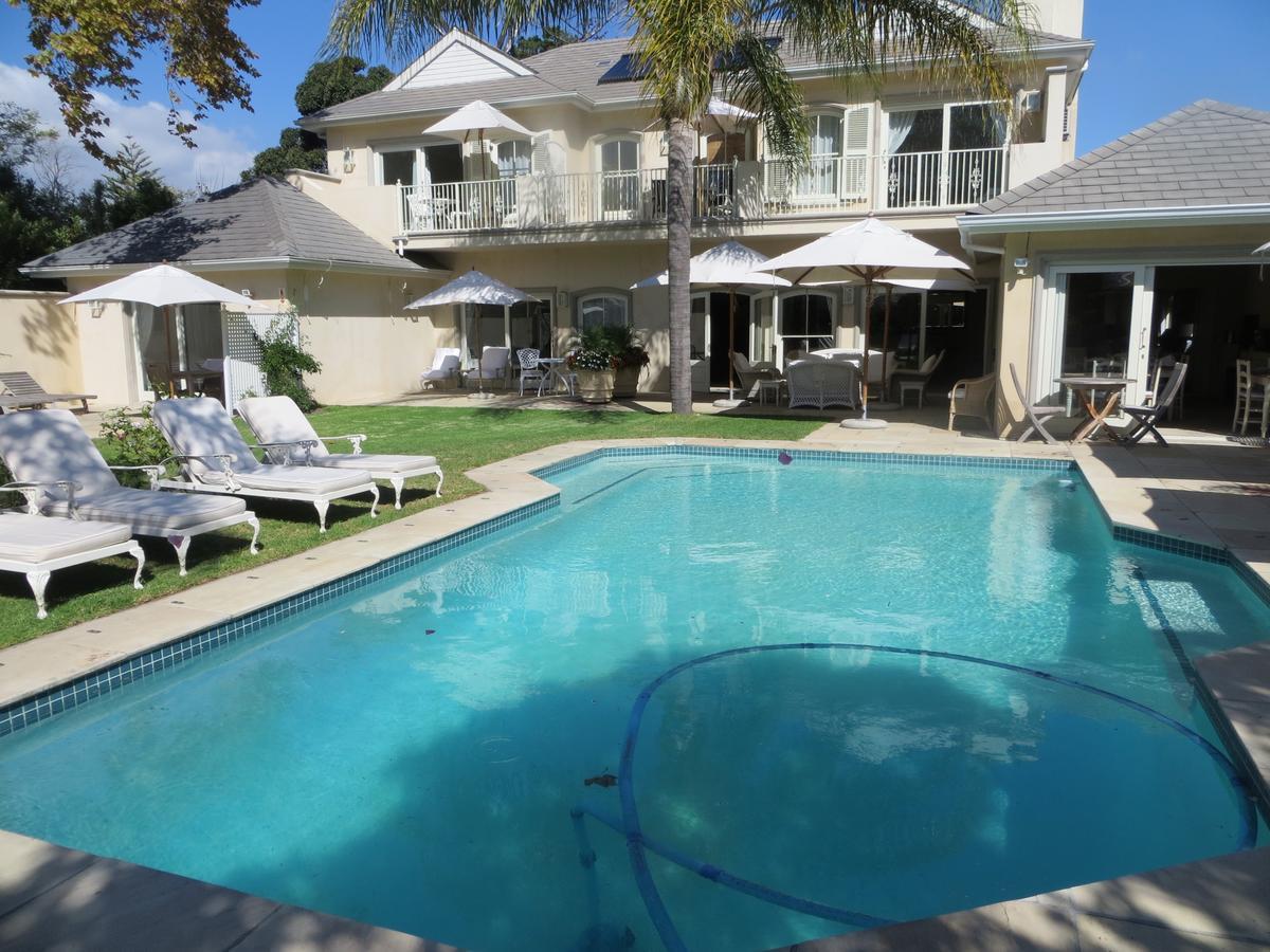 Lodge Constantia Valley *
